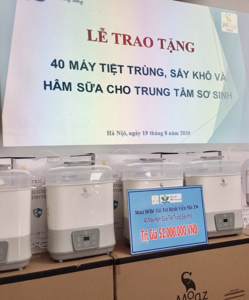 Moaz bé bé trao tặng 40 máy hâm sữa, tiệt trùng, sấy khô đến BV Nhi TW